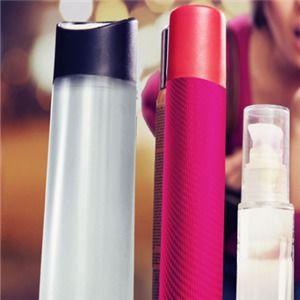 花能护肤品与珠宝首饰 店铺视觉营销的双重魅力